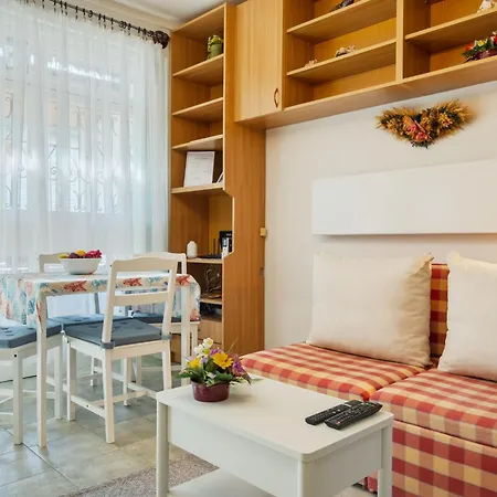 Ferienhaus Piccola By Interhome